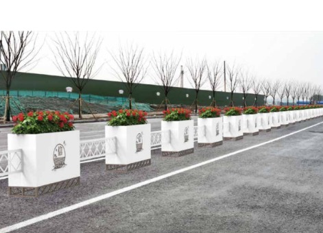 簡白馬路花箱護(hù)欄